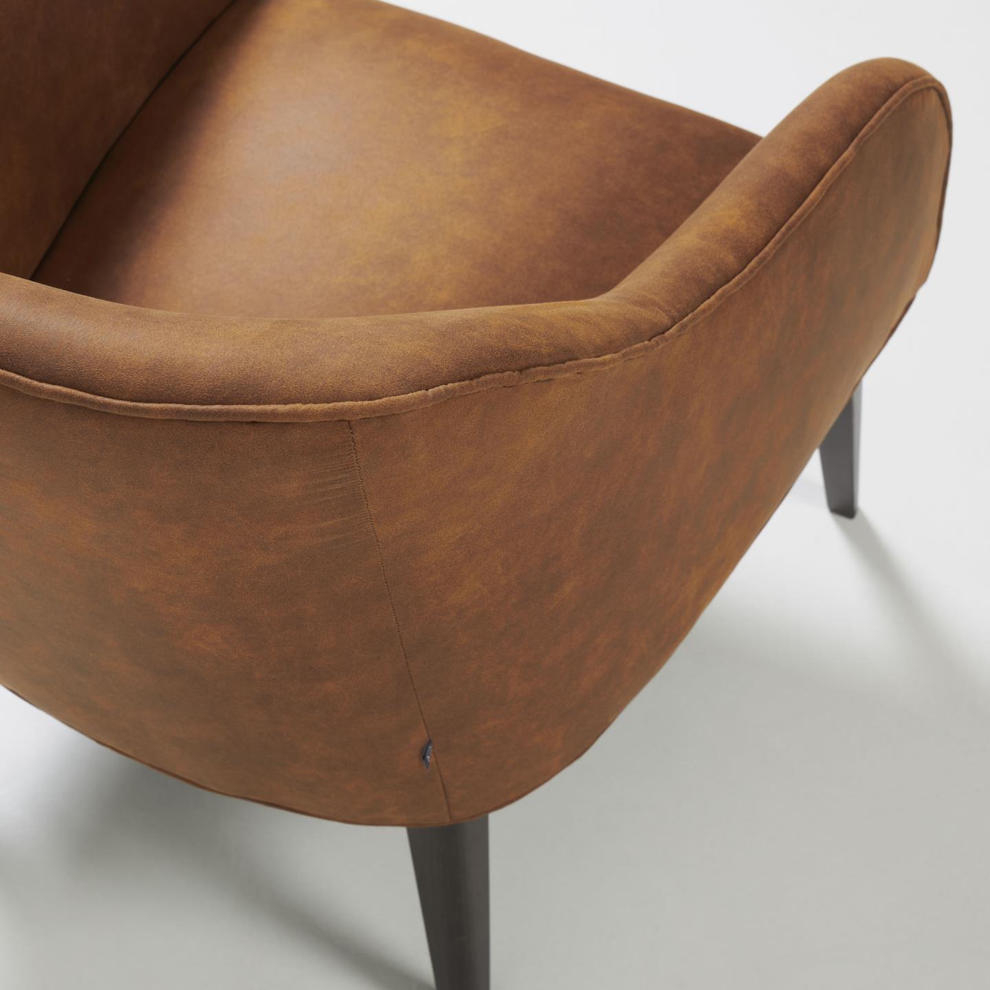 La Forma (ex Julia Grup) Кресло Lobby светло-коричневое с ножками в отделке венге