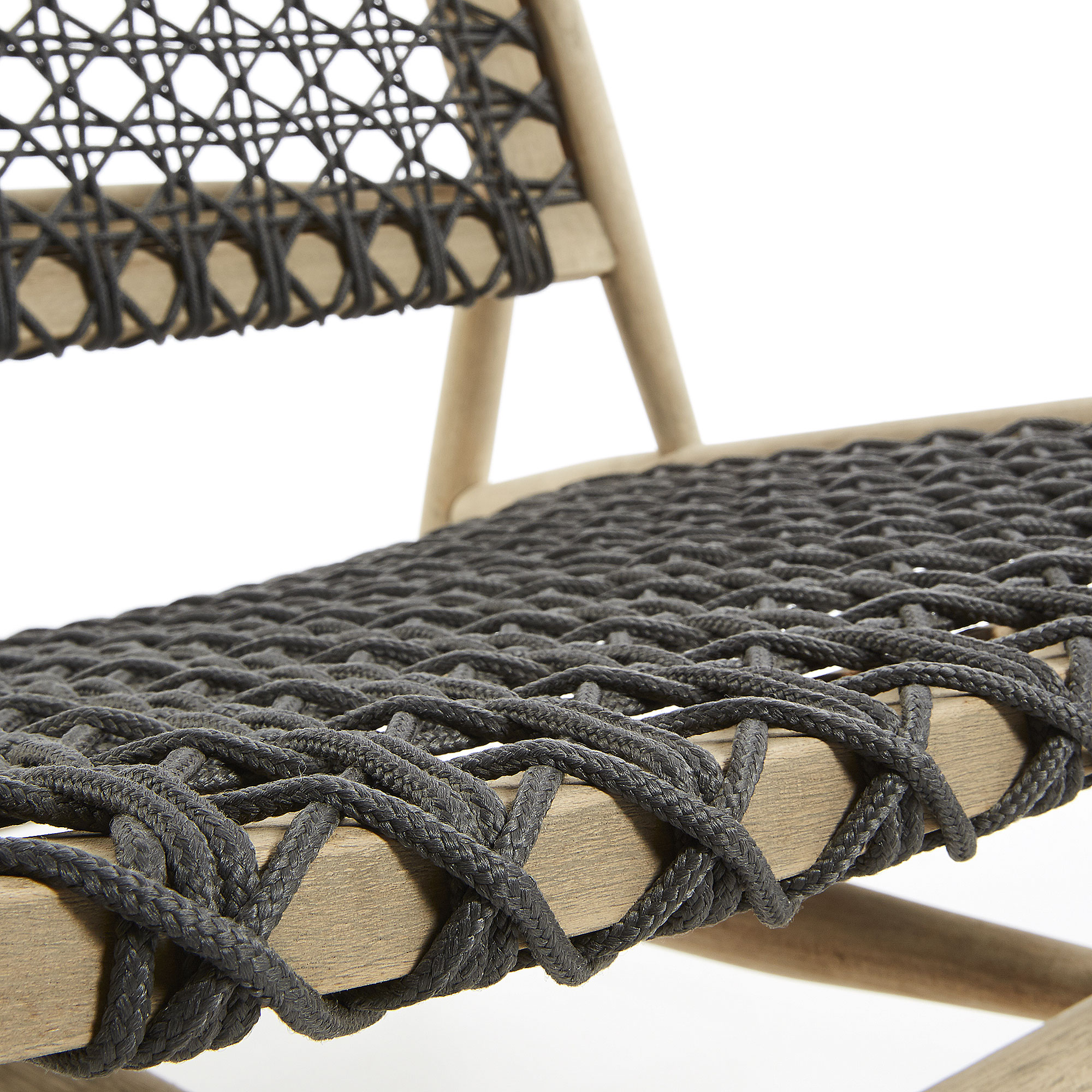 плетеное кресло из макраме