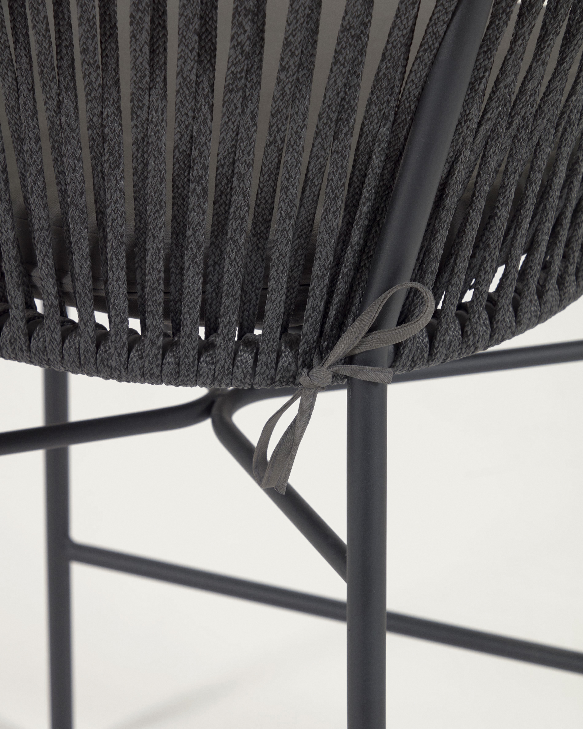 La Forma (ex Julia Grup) Веревочный барный стул Yanet черного цвета 80 см